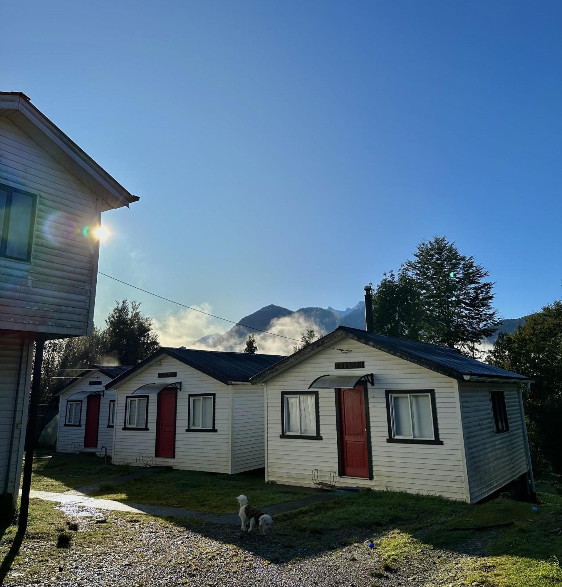 Cabanas Kuyen Austral Hornopiren Buitenkant foto